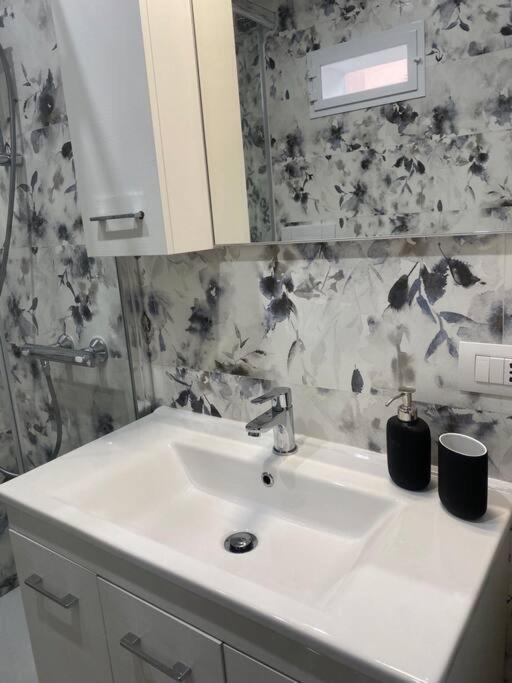 Marilyn Apartment كومو المظهر الخارجي الصورة