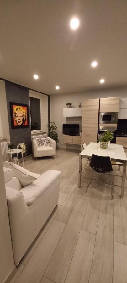 Marilyn Apartment كومو المظهر الخارجي الصورة